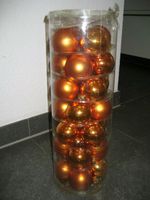 Weinachtsdeko Tannenbaum 65 Kugeln gold orange silber Weihnachten Nordrhein-Westfalen - Dinslaken Vorschau