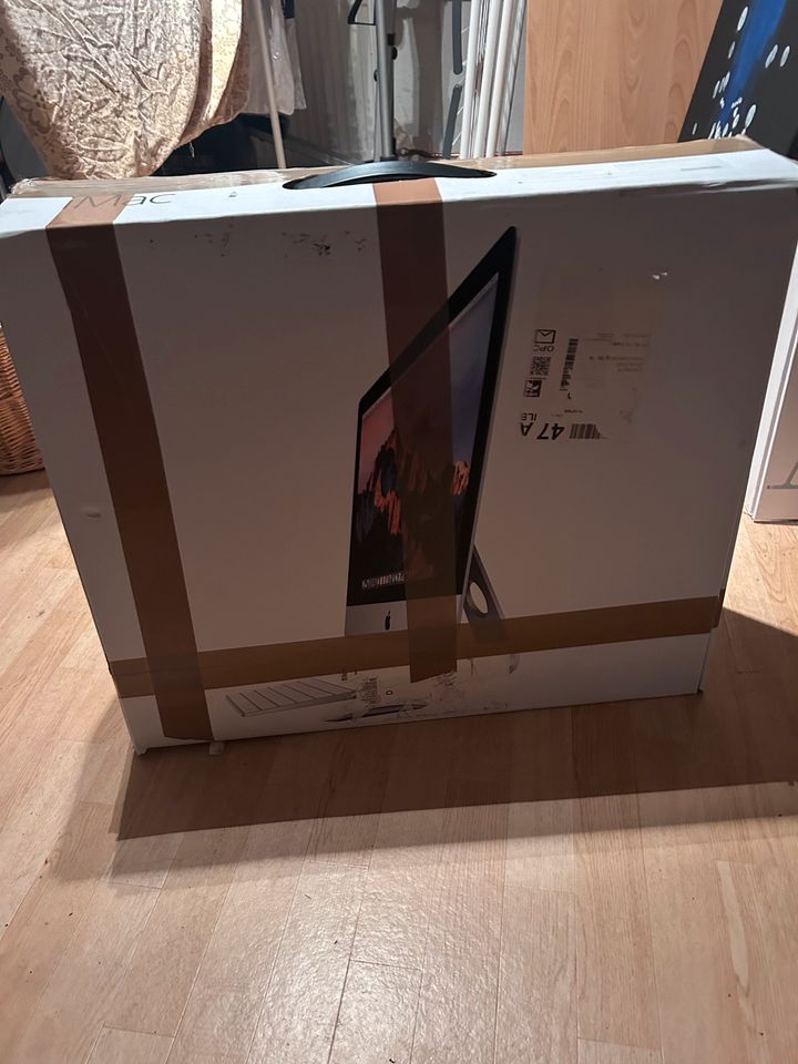 Apple iMac 21,5 2010 in Wuppertal