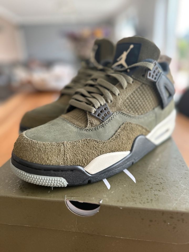 Nike Jordan 4 Retro Craft Olive Gr. 46 in Braunschweig