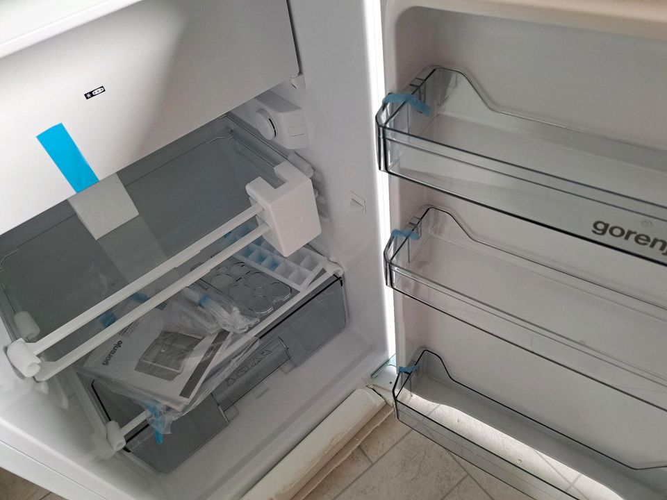 Einbaukühlschrank mit Gefrierfach Froster weiß Gorenje <<NEU>> in Stade