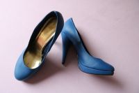 blaue Pumps Gr. 40 von H & M (17) Niedersachsen - Osnabrück Vorschau