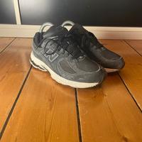 New Balance 2002r in schwarz Baden-Württemberg - Kehl Vorschau