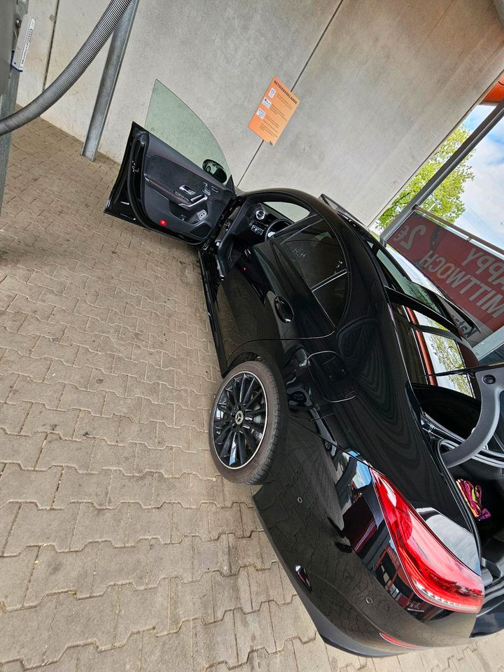 Mercedes-Benz CLA 250 4MATIC AMG Line mit Werksgarantie+Jungestg. in Duisburg