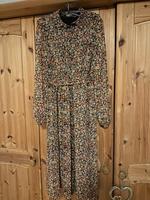 Geblümtes Kleid, Only, Größe 38 Hessen - Schwalmstadt Vorschau