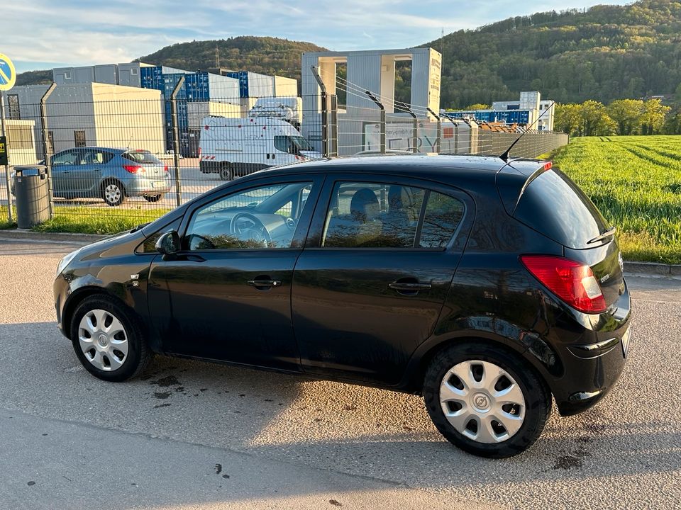 Opel Corsa D 1.4 in Bad Säckingen