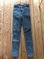 High waist skinny Jeans hellgrau Zara Gr. 34 Hamburg-Nord - Hamburg Eppendorf Vorschau