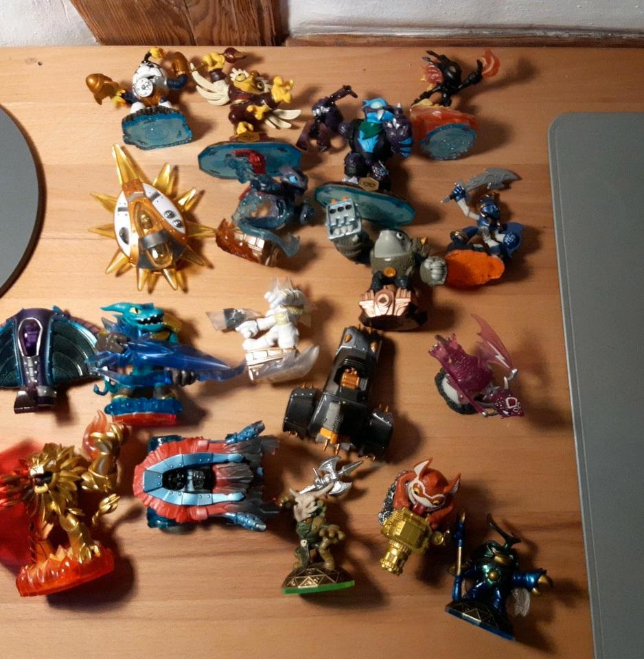 Skylander Figuren Trap Team, Swap force, Superchargers, Giants in Dettelbach
