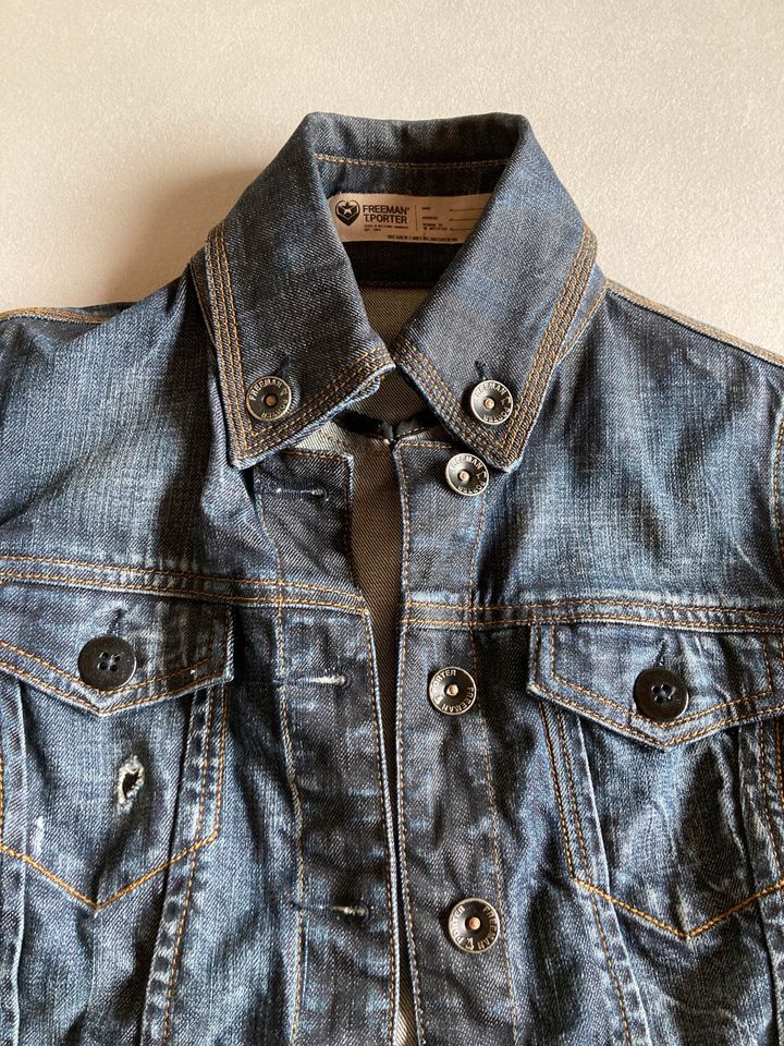 Freeman T. Porter Jeansjacke cooler Schnitt wie neu in Immenstadt