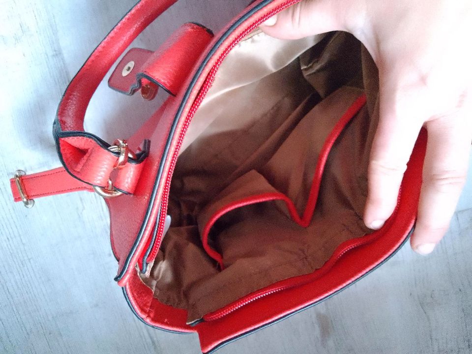 Handtasche traumhaft rot w. Neu Tasche Leder viele Fächer schulte in Nuthe-Urstromtal