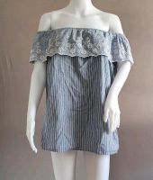 Bluse mit Carmen-Ausschnitt, Gr. 40/42, hellblau Baden-Württemberg - Schorndorf Vorschau