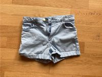 kurze hellblaue Hose / Shorts von H&M, Gr. 164 Frankfurt am Main - Bornheim Vorschau