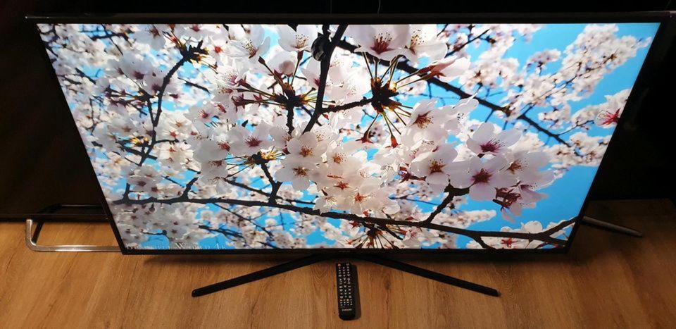 Samsung UE55KU6079 138 cm 55 Zoll 4K UHD Smart TV in Bad Fallingbostel