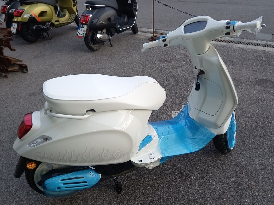 Vespa Sprint x Justin Bieber 125 ABS NEUFAHRZEUG sofort verfügbar in Bamberg