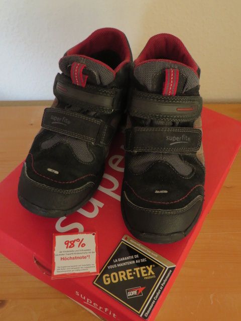 Superfit Outdoorschuh Weite M Gr. 35 schwarz rot mit Goretex OVP in Bad Wörishofen