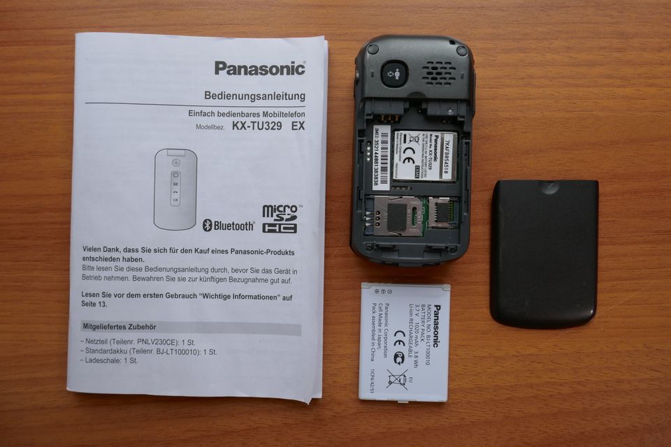 Panasonic Mobiltelefon KX-TU329 EX in Berlin