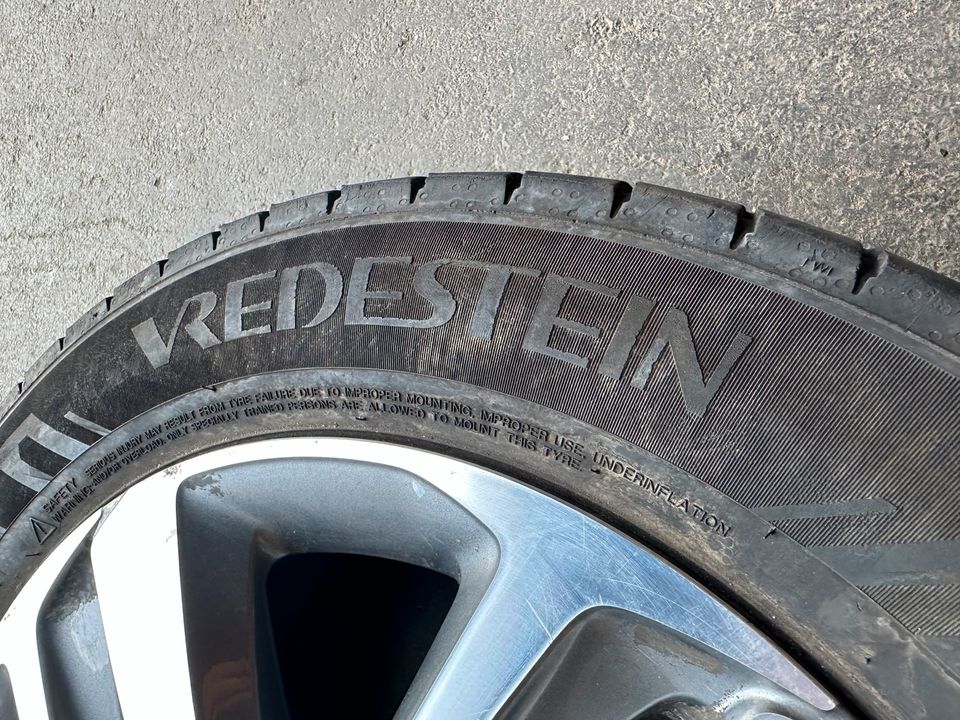 Peugeot Expert Alufelgen mit Sommerreifen 215/60R17C 9810098577 in Oschersleben (Bode)