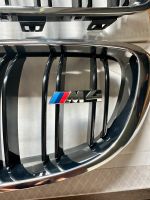 BMW original M4 Nieren / Ziergitter NEU Niedersachsen - Verden Vorschau