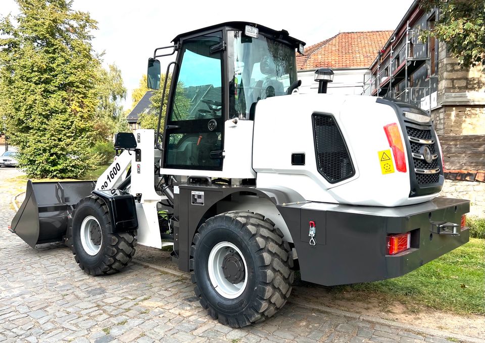 Neu! Radlader, Vollausstattung, 60 PS,1.6 t Hublast, 15.800 Netto in Schwanebeck