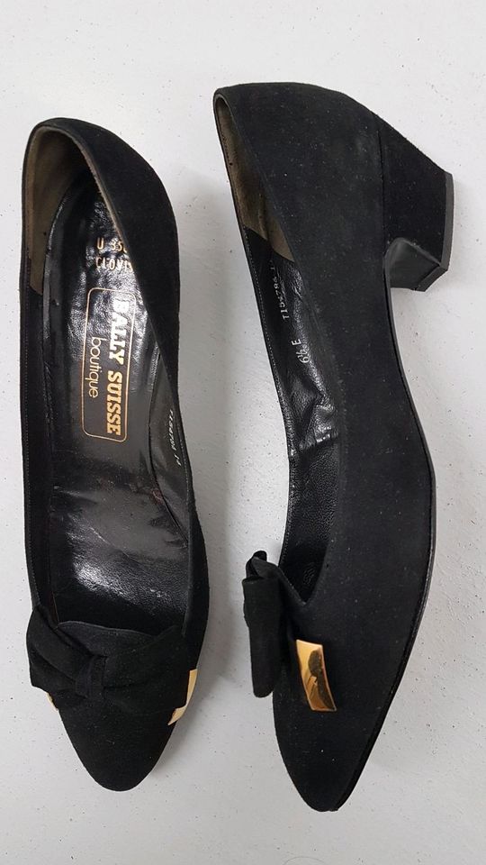 BALLY Suisse Boutique Gr.6,5/ 39,5 schwarz Samt Pumps Schuhe in Hamburg