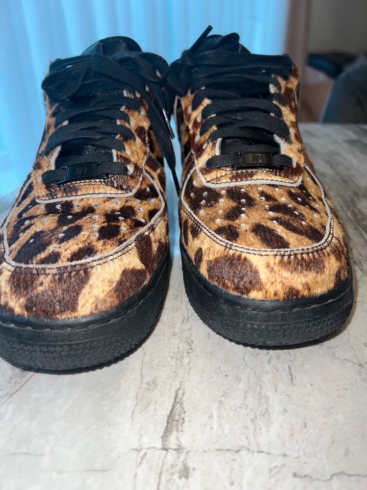 Nike Air Force Animal Print Leopard gr 41 in Berlin