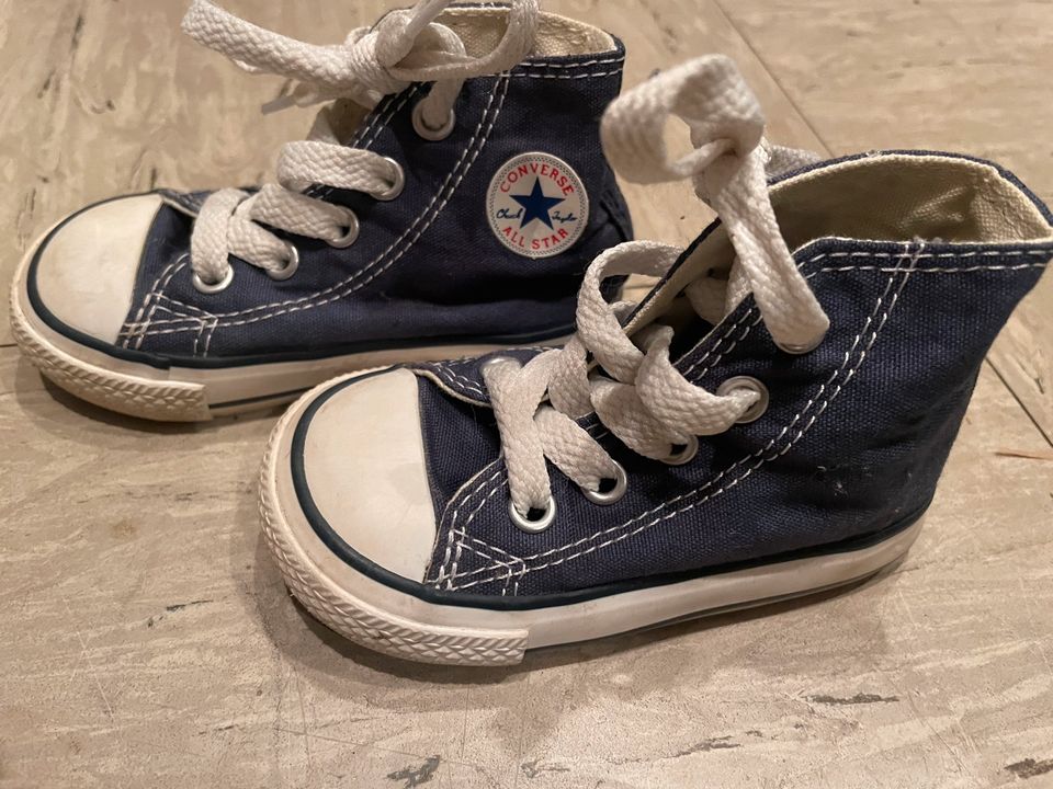 Chucks Converse Babyschuhe Blau Gr 22 in Hessen - Darmstadt | Gebrauchte  Kinderschuhe Größe 20 kaufen | eBay Kleinanzeigen ist jetzt Kleinanzeigen