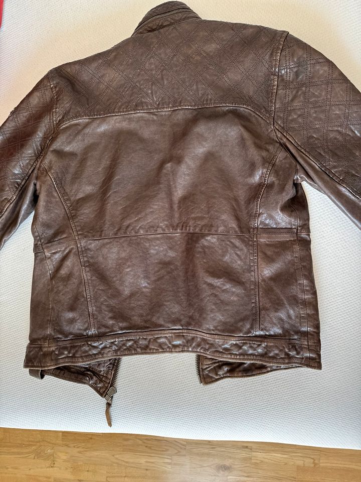 Tigha Lederjacke XL Braun in Darmstadt