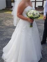 Hochzeitskleid / Brautkleid A-Linie mit Spitze Niedersachsen - Friedland Vorschau