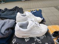 Nike Air Max Weis gr.40 Dresden - Blasewitz Vorschau