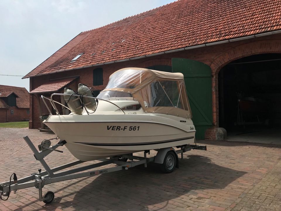 Quick Silver Motorboot 430 Cabin mit Yamaha Außenbordermotor in Stolzenau