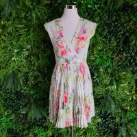 Ted baker kleid s größe 1 plissee blumenmuster Saarland - Mandelbachtal Vorschau