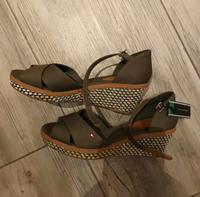 Mega schöne Keil Sandalette tommy hilfiger Bayern - Freyung Vorschau