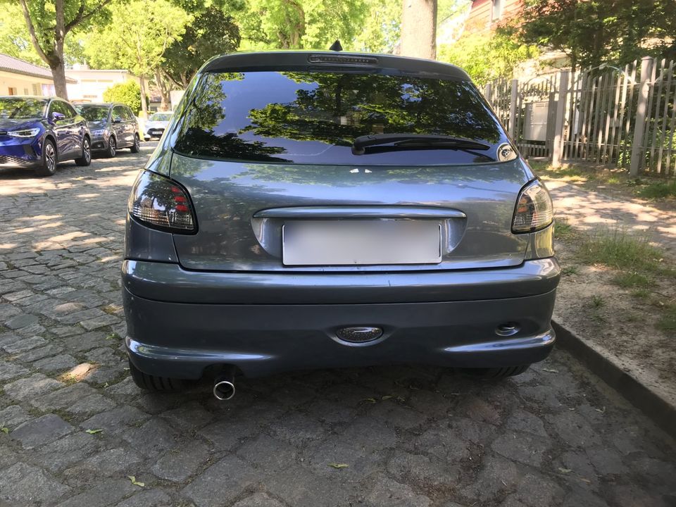 Peugeot 206 JBL,1.4.Klima,CD,EFH, in Berlin