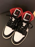 Nike Air Jordan 39 high Damen Sneaker Turnschuhe Schuh Kr. München - Ismaning Vorschau