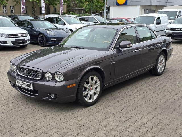 Abbildung des Autos Jaguar XJ 2.7 D XJ6 Exec…