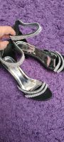 Sandalen Schwarz mit Glitzer Gr. 38 *neu* Hessen - Kassel Vorschau