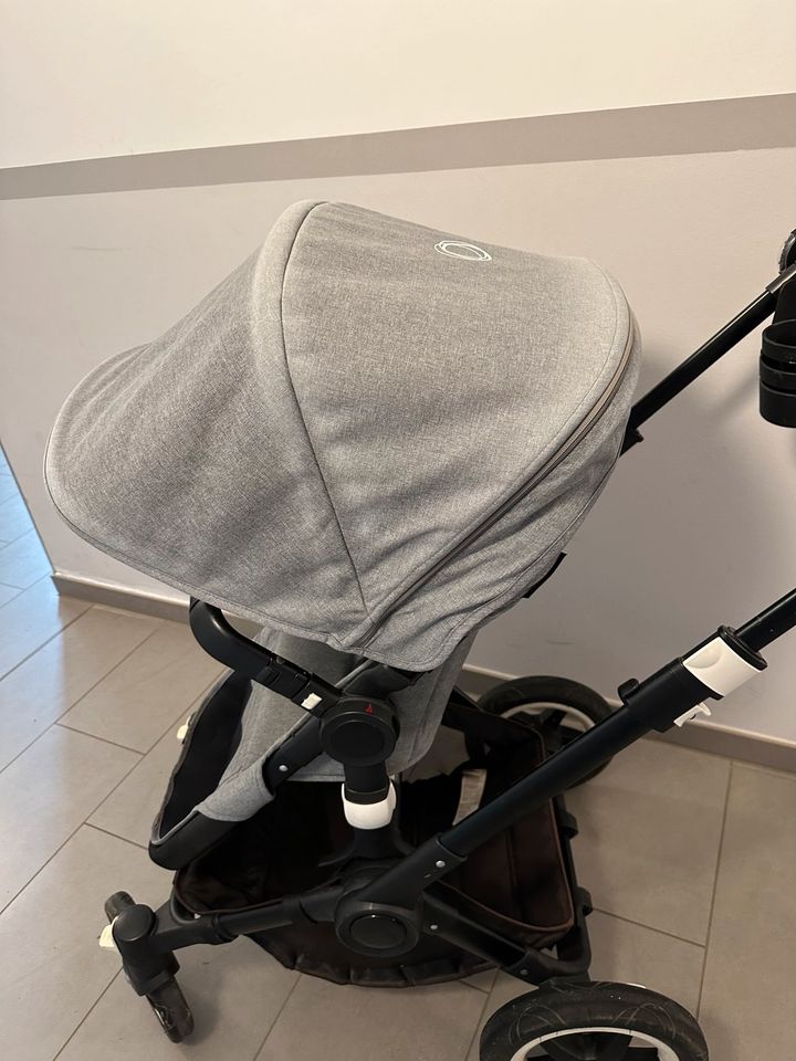 Bugaboo Buffalo grau meliert (grey melange), Licht, Buggyboard in Hamburg