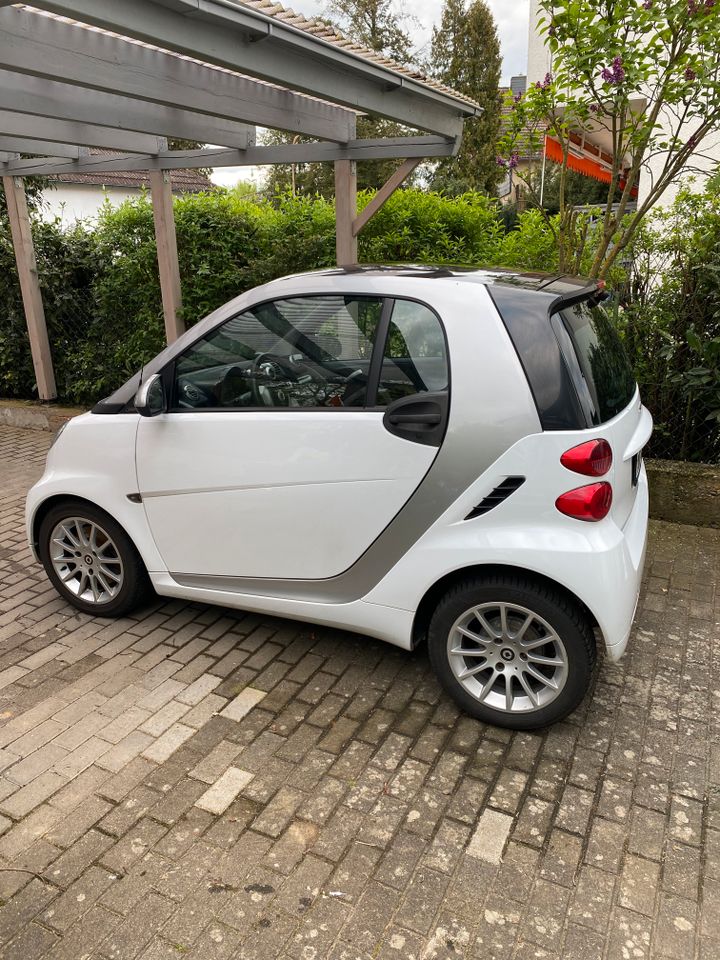 Smart ForTwo Coupe 451 1.0 52kW Micro Hybrid in Nidderau