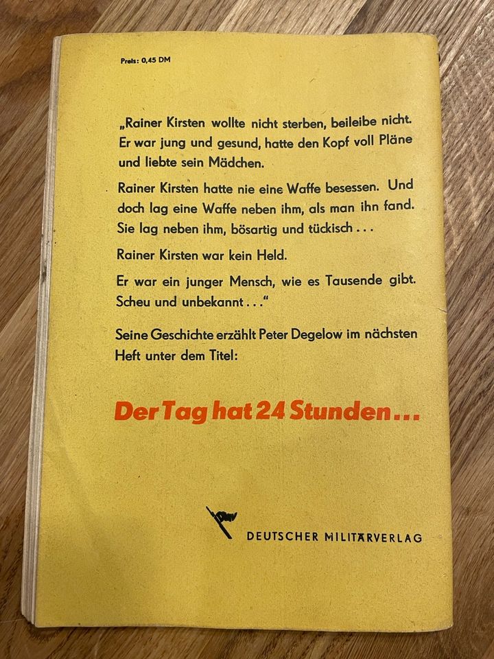 Das Waffenlager im Herrenhaus Kühne DDR Militär Verlag Buch in Dresden