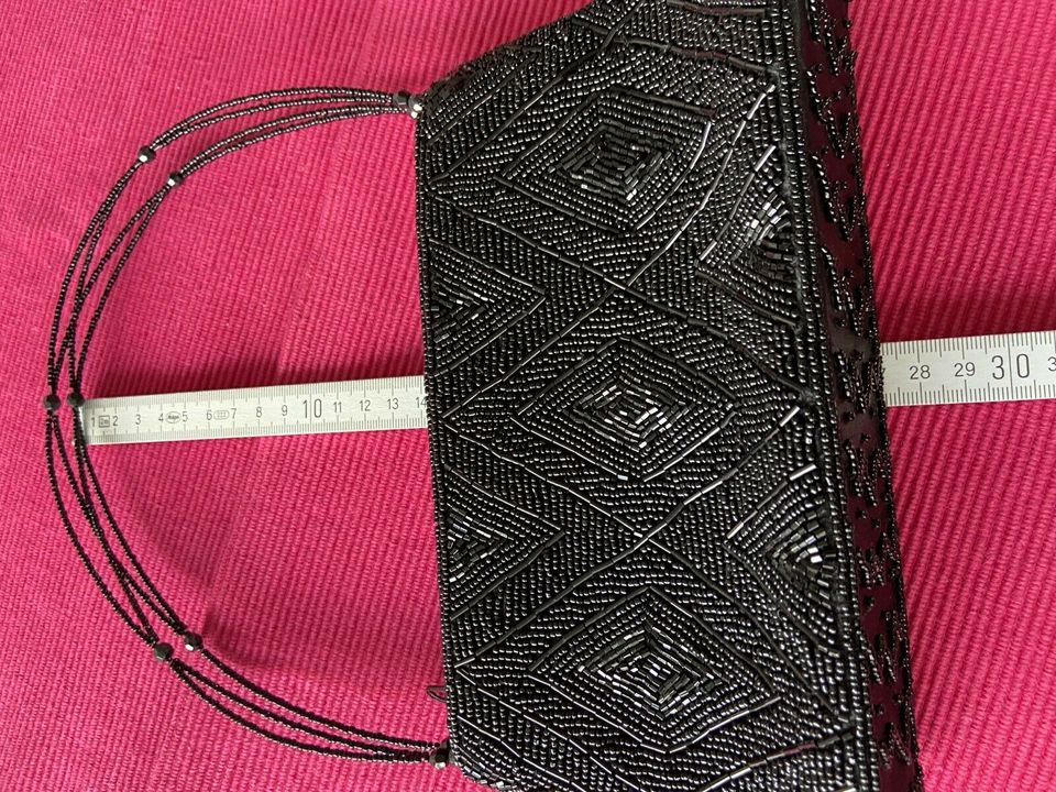 Neu! Edle Abend Clutch Handgemachte Tasche aus Pailletten in Frankfurt am Main