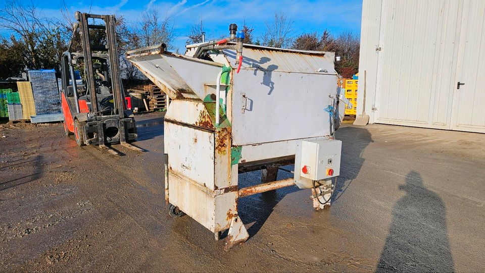 Biso Gemüsewaschmaschine Karotten Gemüse in Wallersdorf