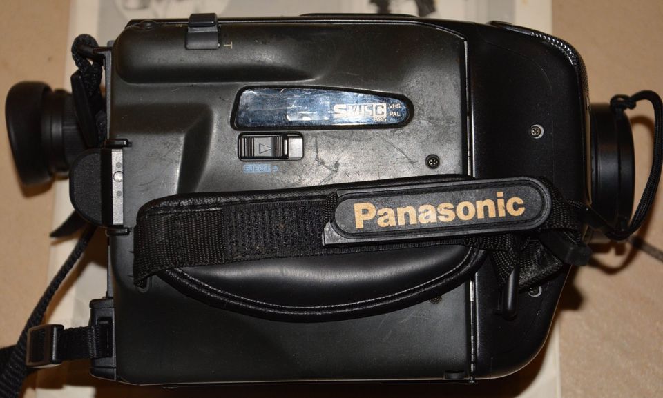 Panasonic Palmcorder NV-S90 / techn.OK, verursacht aber Bandsalat in Schöndorf (an der Ruwer)