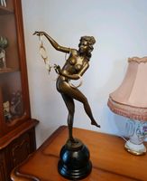 Bronzefigur. Bronzeskulptur. Bronze Figur Frau. Tanzerin Nordrhein-Westfalen - Langenberg Vorschau