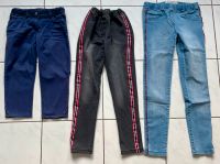 3 Mädchen Jeans Jeggins Hosen Capri Gr 152 Nordrhein-Westfalen - Herzogenrath Vorschau