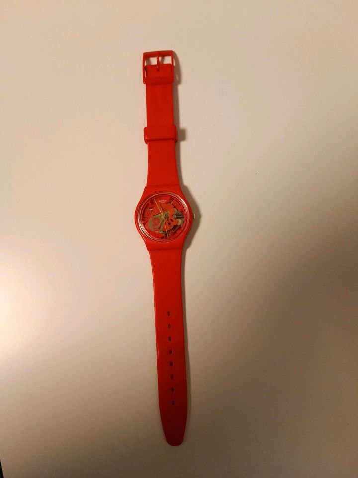 Damen Uhr rot Swatch in München