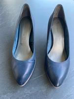Tamaris Leder Pumps Absatz Schuhe blau 38 wie neu Bayern - Augsburg Vorschau