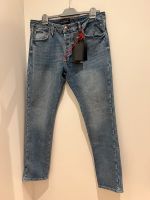 NP: 570€ Philipp Plein Herren Super Straight Jeans 38 NEU Nordrhein-Westfalen - Mülheim (Ruhr) Vorschau