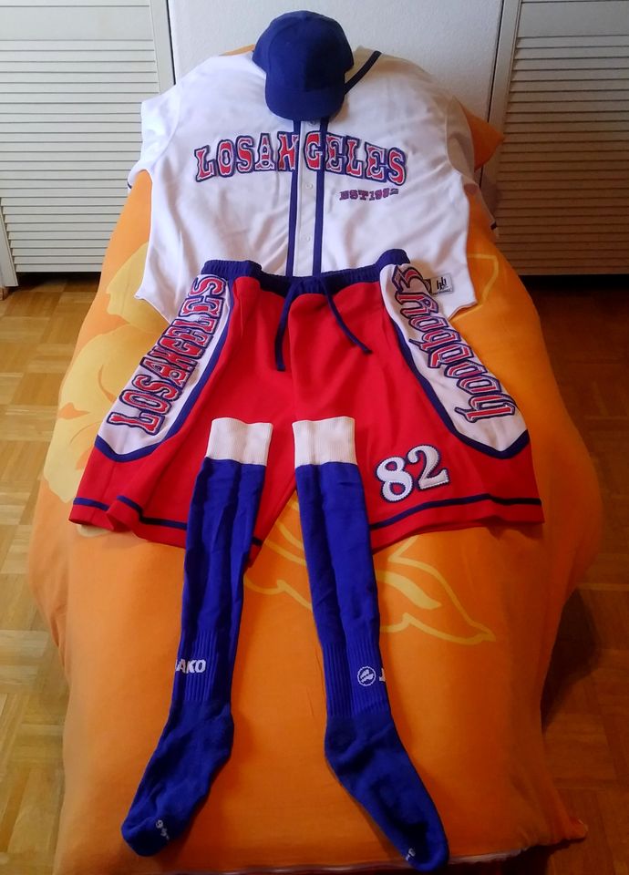 Hoodboyz Luxury Baseball Suit Los Angeles XXL 2-teilig in Kassel