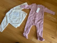 ZARA Strickjacke/ einteiliger Baby pyjama, 68 . Neu! Frankfurt am Main - Sachsenhausen Vorschau