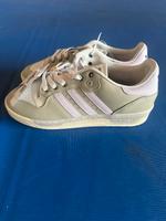 Adidas Rivalry low nice kick us 10 44/5 neu original Niedersachsen - Osnabrück Vorschau