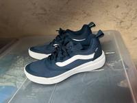 Vans blau 38,5 Turnschuh Nordrhein-Westfalen - Hilden Vorschau